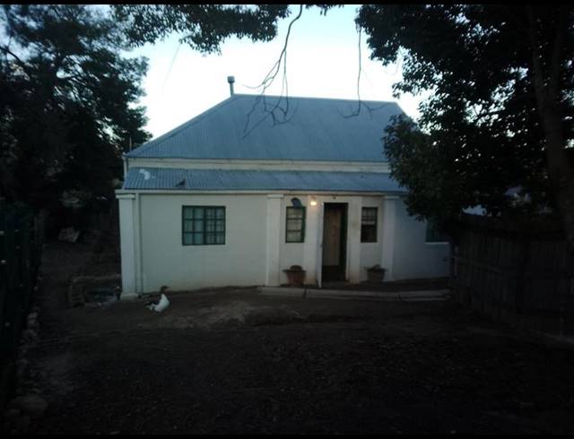 3 BEDROOM HOUSE FOR SALE IN GRABOUW CENTRAL